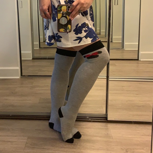 Minnie Mouse Thigh High Over the knee sock - Picture 4 of 4